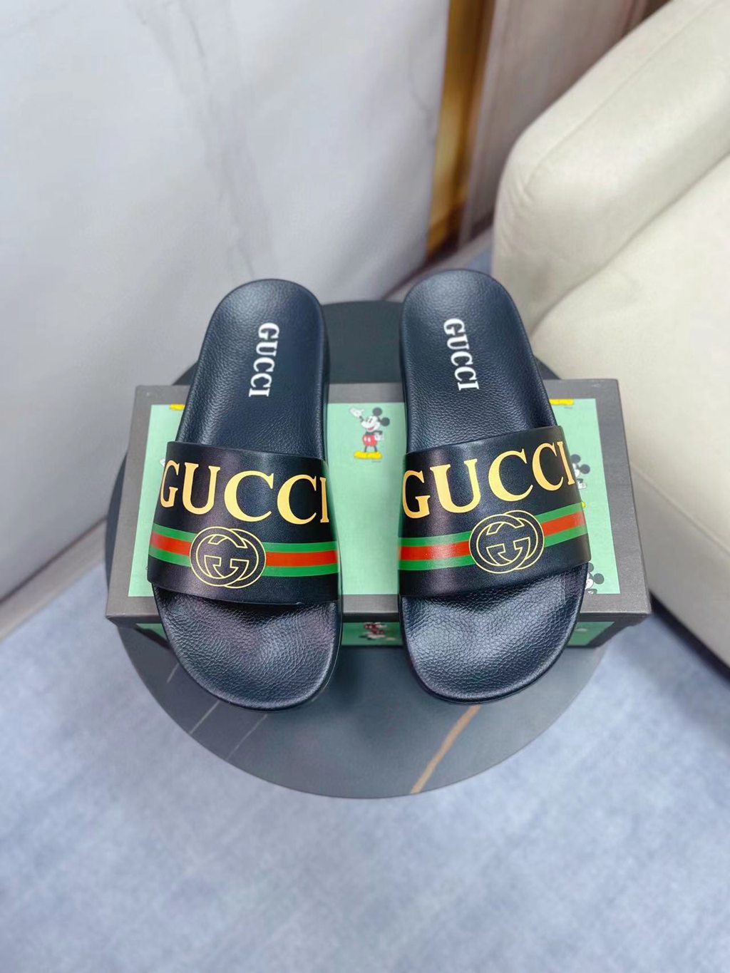 SANDALS